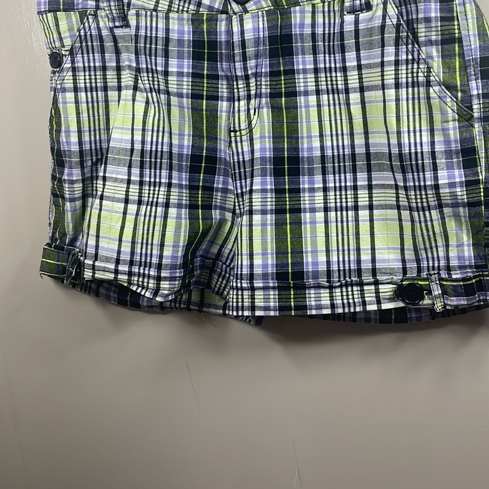 MTL More‎ to Love Plaid Shorts Size 14 Green Black Casual - Picture 3 of 10